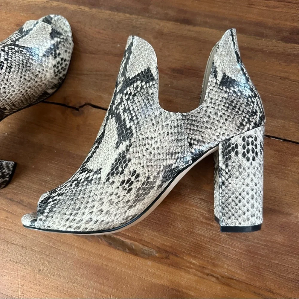 Cole Haan Snake Print Leather Peep Toe Block Heel Booties Size 6.5B Statement